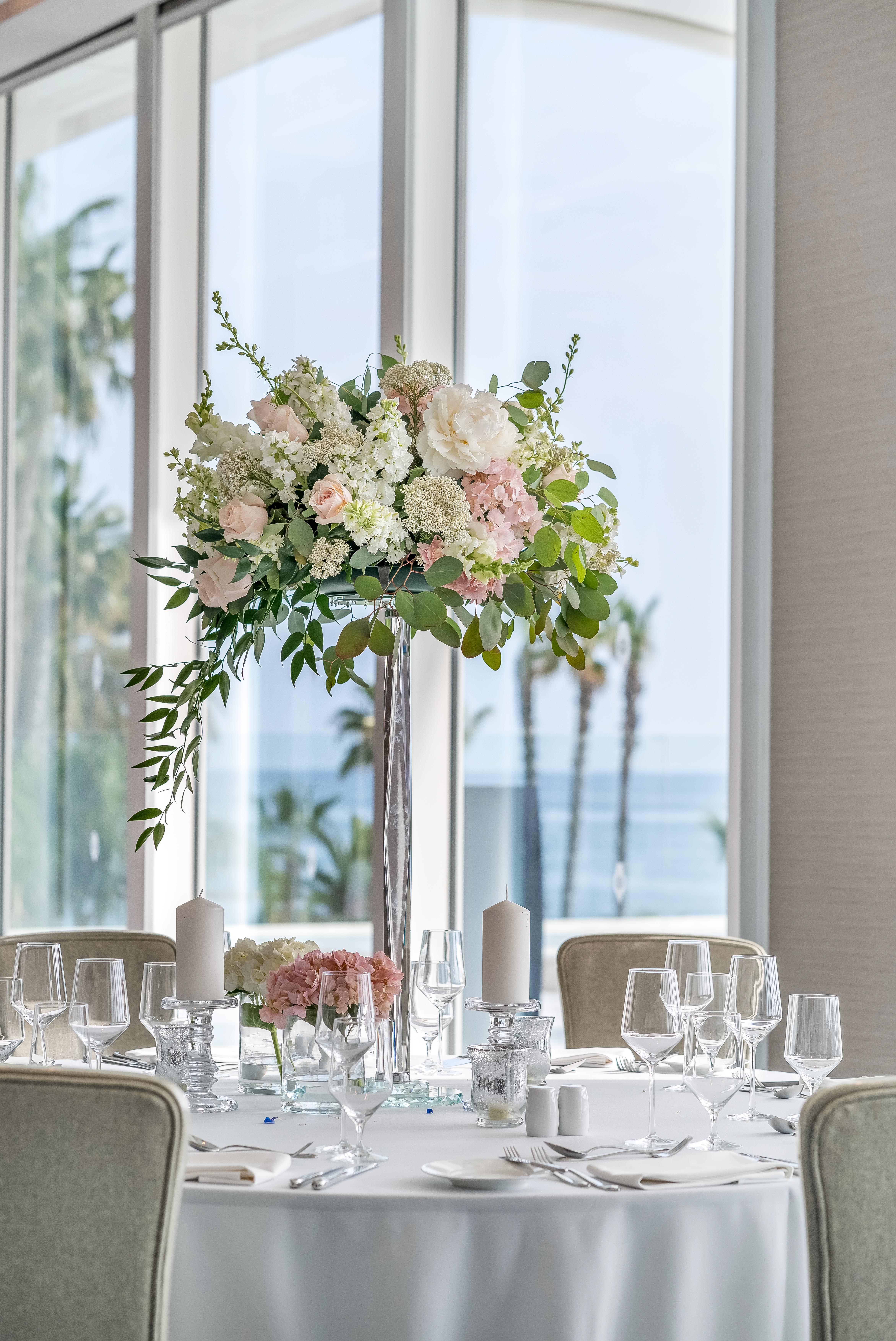 Book your wedding day in Parklane, a Luxury Collection Resort & Spa